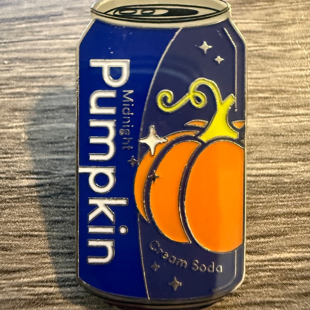 LOUNGEFLY • Disney Princess Soda Blind Box Enamel Pin - Picture 6 of 7